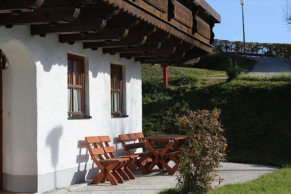 Terrasse am Haus Staffelberg im Feriendorf Adalbert-Stifter in Bayern